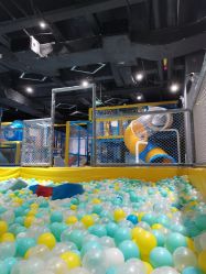 -反弹蹦床公园·亲子乐园·团建·派对(青岛融创茂店)