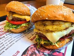 -The Habit Burger Grill 哈比特汉堡(复兴soho店)