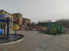 -王府井奥莱棋盘山小镇