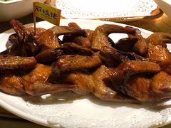 招牌烤乳鸽-石岐佬中山菜馆(张溪店)