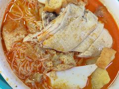 -亚王咖喱鸡米粉面