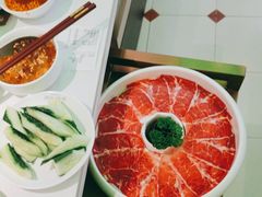 -洪氏嗨捞·广东猪肚鸡·椰子鸡火锅(西咸万象城店)