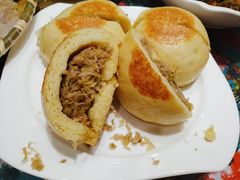 酸菜馅包子-老油饼酸菜汤(高铁和平店)