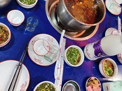 -牛华周记麻辣烫起源店