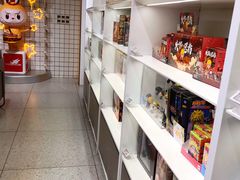 -泡泡玛特POPMART(上海环球港店)