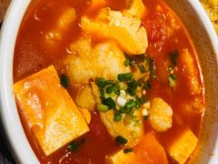 -渝是乎酸菜鱼(龙旗购物中心店)