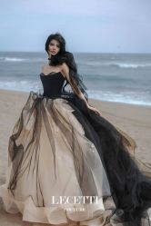 -Renee芮亦婚纱