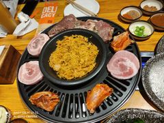 酸菜-那胡同里的小烤肉馆(开发区万达店)