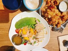 鲜柚芒果沙拉-HELLO 27 意面·沙拉·帕尼尼