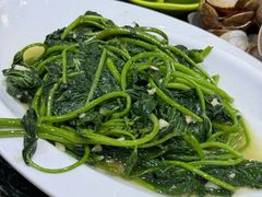 -小海豚•老字号海鲜餐厅(天涯店)