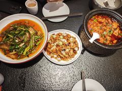 -万重锦·人文川菜馆(骡马市店)