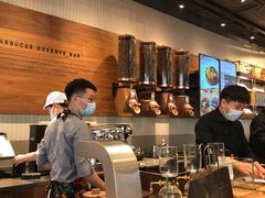 -星巴克(港汇1号办公楼店)