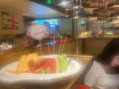 -海底捞火锅鲜切牛肉主题店(长寿路店)