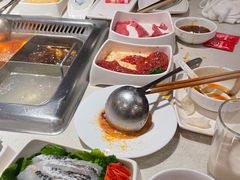-海底捞火锅鲜切牛肉主题店(长寿路店)