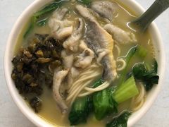 -明呈黄鱼面馆(斜土路店)