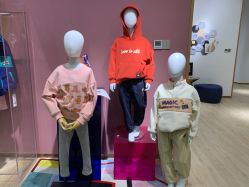 -红领RED COLLAR西装定制体验中心
