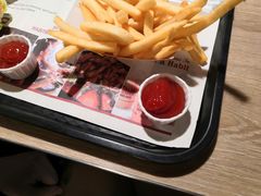 -The Habit Burger Grill 哈比特汉堡(复兴soho店)