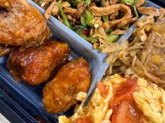 -中东大市场美食城