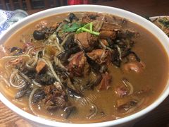 小鸡炖蘑菇粉条-李老哈·东北菜(宋园路店)