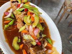 干烧草鱼-三岔涧农家乐