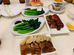 -香港新发烧腊茶餐厅(万象店)