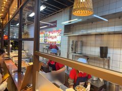 -丽丽三鲜螺蛳粉(田林路店)