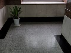 -上海置地广场(南京东路店)