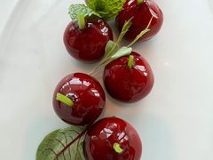 樱桃鹅肝-广州柏悦酒店·悦景轩·粤菜餐厅