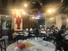 大堂-庞家烧烤客栈(炮台山店)