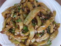 -东北四季饺子王(华山路店)