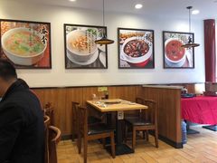 大堂-许西美食一条街