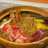 正宗的港式餐厅，香港老板亲自下厨。太爱在喧嚣的人群中