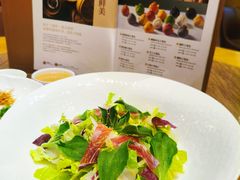-乐忻皇朝(上海中心大厦店)
