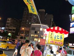 -六合夜市