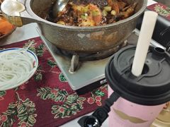-刘姐啤酒鱼民族演艺餐厅(西街总店)