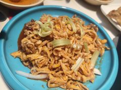 -老牌坊云南鱼豆花火锅(哈西万达店)