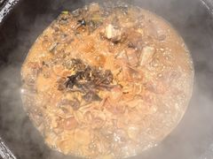 -鱼窝棚柴火铁锅炖(富山屯店)