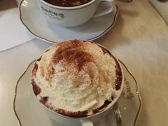 -Majestic Café