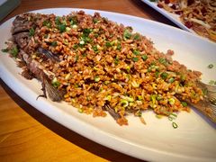 干烧武昌鱼-莲餐厅·湖北菜·藕汤是头牌(愚园路店)