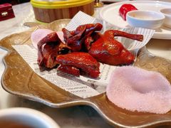 -蝴蝶里·粤菜·点心(滨江龙湖店)