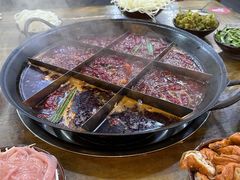 -正南齊北重庆老火锅(光华村直营店)