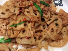 -有红鸡毛店·川菜(建设路店)