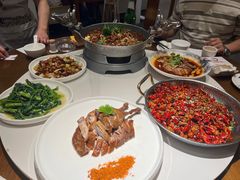 -万重锦·人文川菜馆(骡马市店)