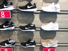 -耐克(恒隆广场店)