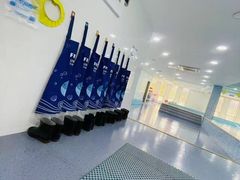 -乐悠游亲子游泳俱乐部