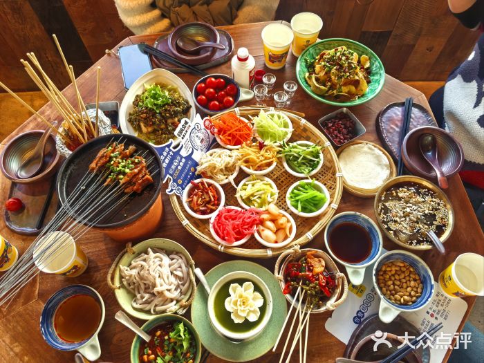 包整·丝娃娃(一览甲秀楼风景店)图片