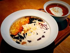 娟姗奶大满贯-RUXU入续鸳鸯糖水铺(万菱汇店)