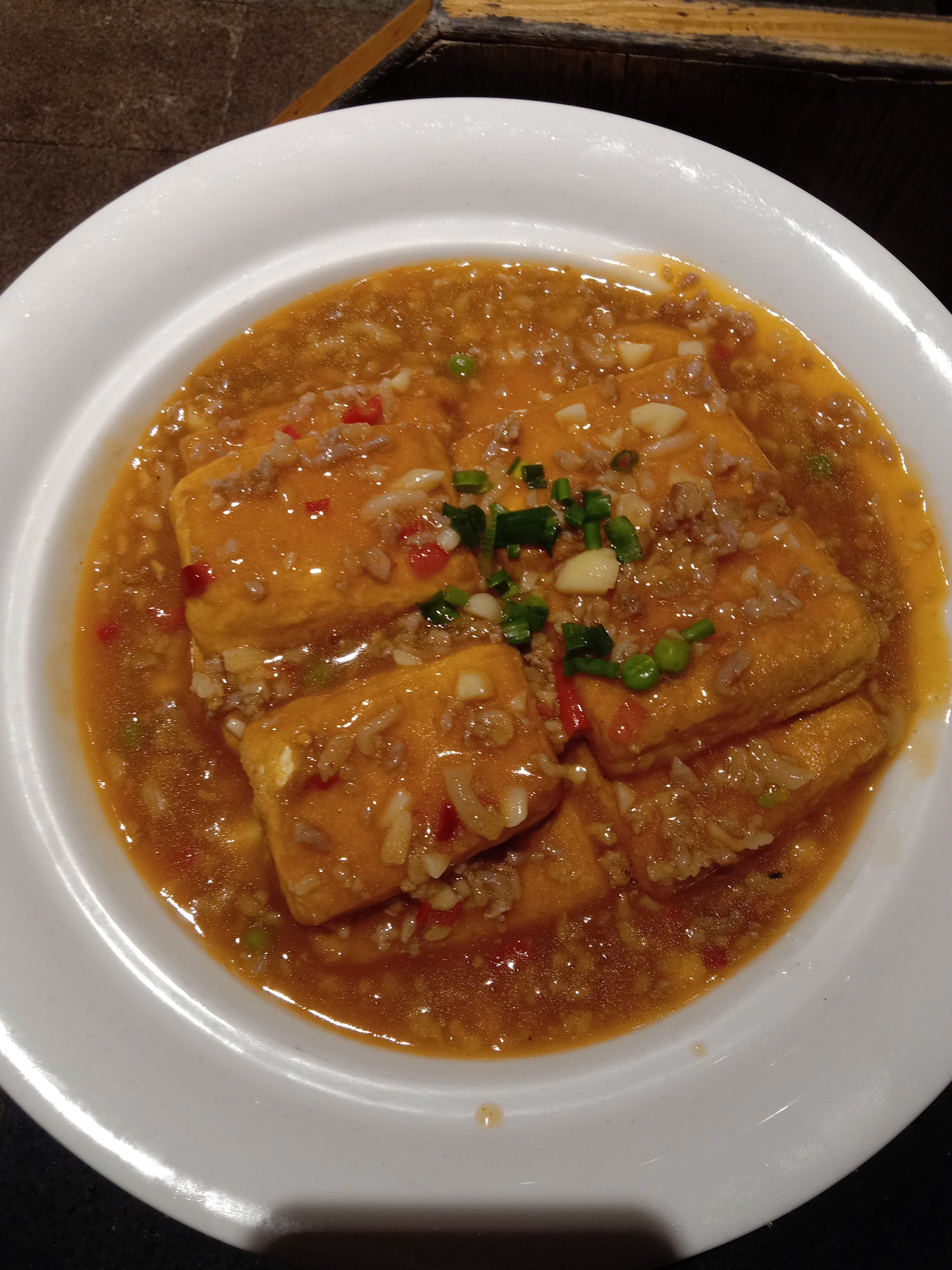 鸡蛋豆腐爽滑鲜嫩,美味可口