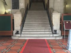 -香港大学