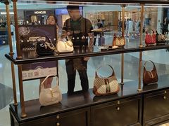 -庆余生平价生猛海鲜(海棠湾林旺夜市店)